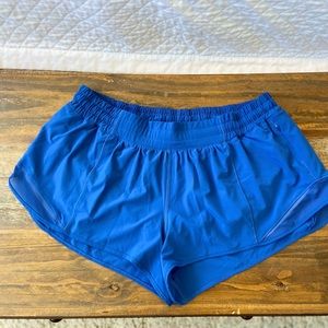 NWOT- Hotty Hot LR Short 2.5” Lined - Lululemon shorts